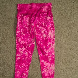 Ladies SofiaVergara Pink tie dye scrunch booty workout leggings